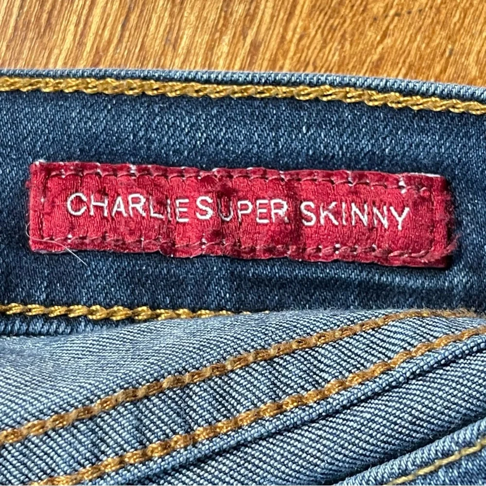 Lucky Brand Charlie Super Skinny Zipper Jeans - Picture 8 of 10